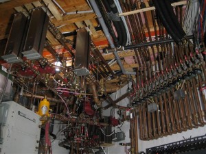 Water to glycol heat exchangers,distribution manifolds,heat punp