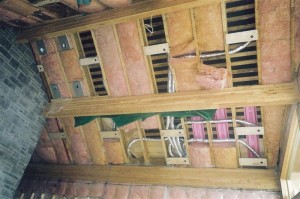 Mini duct air conditioning in a high ceiling room